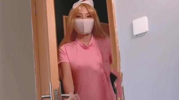 淫娃欲姐,情欲四射网红尤物,护士兄妹篇,制服诱惑深入检查