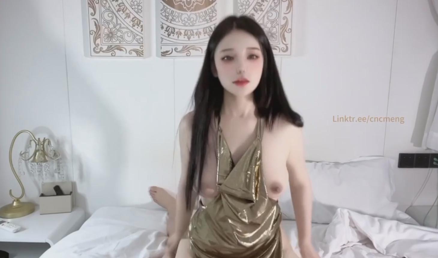 【御梦子】哥哥你的女友会像我这样嘛翘起小屁屁让哥哥无套插入，塞满粉嫩的小穴