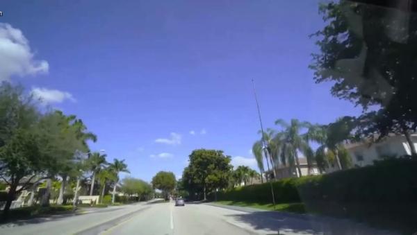 AI-佟丽娅-在行驶中的网约车上跟陌生人做爱_